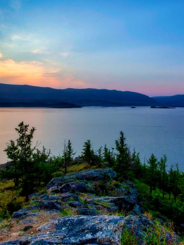 top five largest freshwater lakes in the world